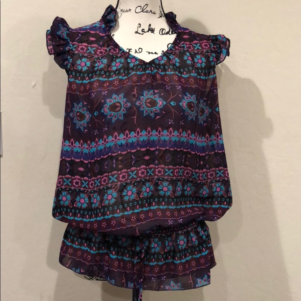 Ali&Kris Beautiful print top size M